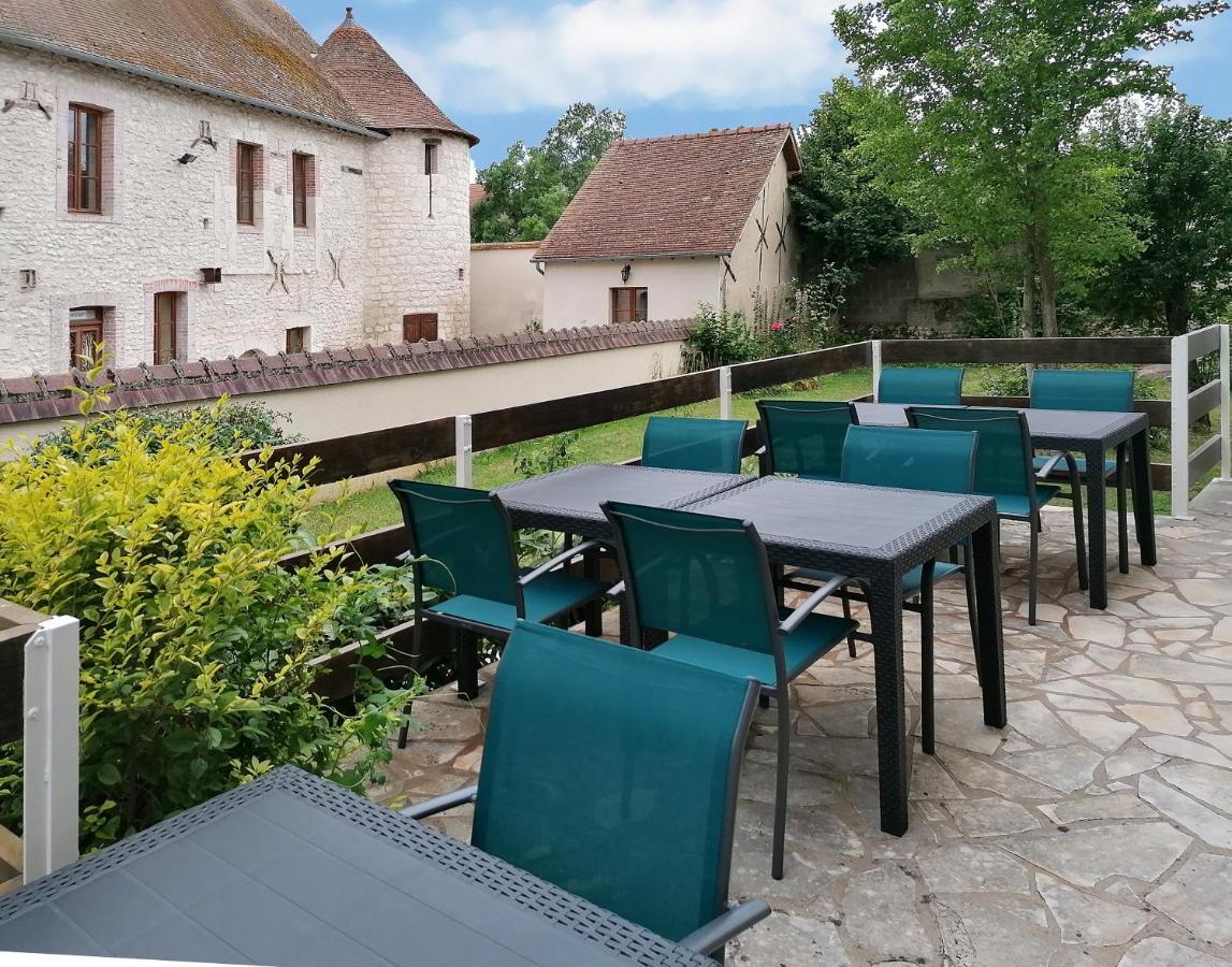 Mehun-sur-Yevre Hotel Le Dormeux מראה חיצוני תמונה