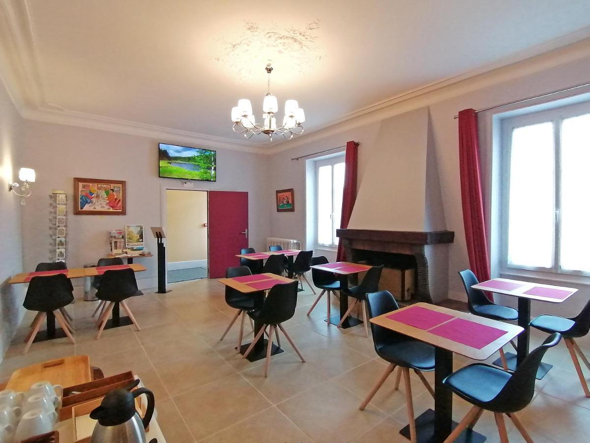 Mehun-sur-Yevre Hotel Le Dormeux מראה חיצוני תמונה