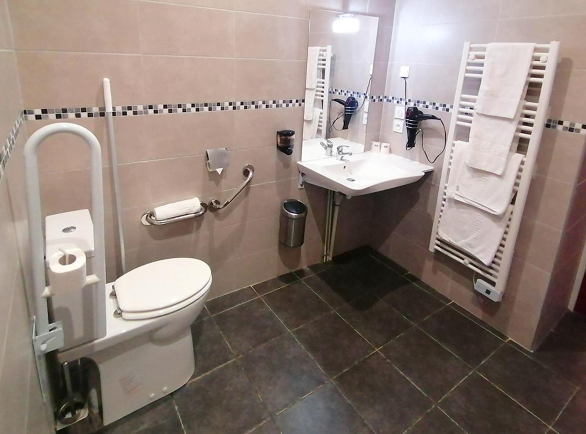Mehun-sur-Yevre Hotel Le Dormeux מראה חיצוני תמונה