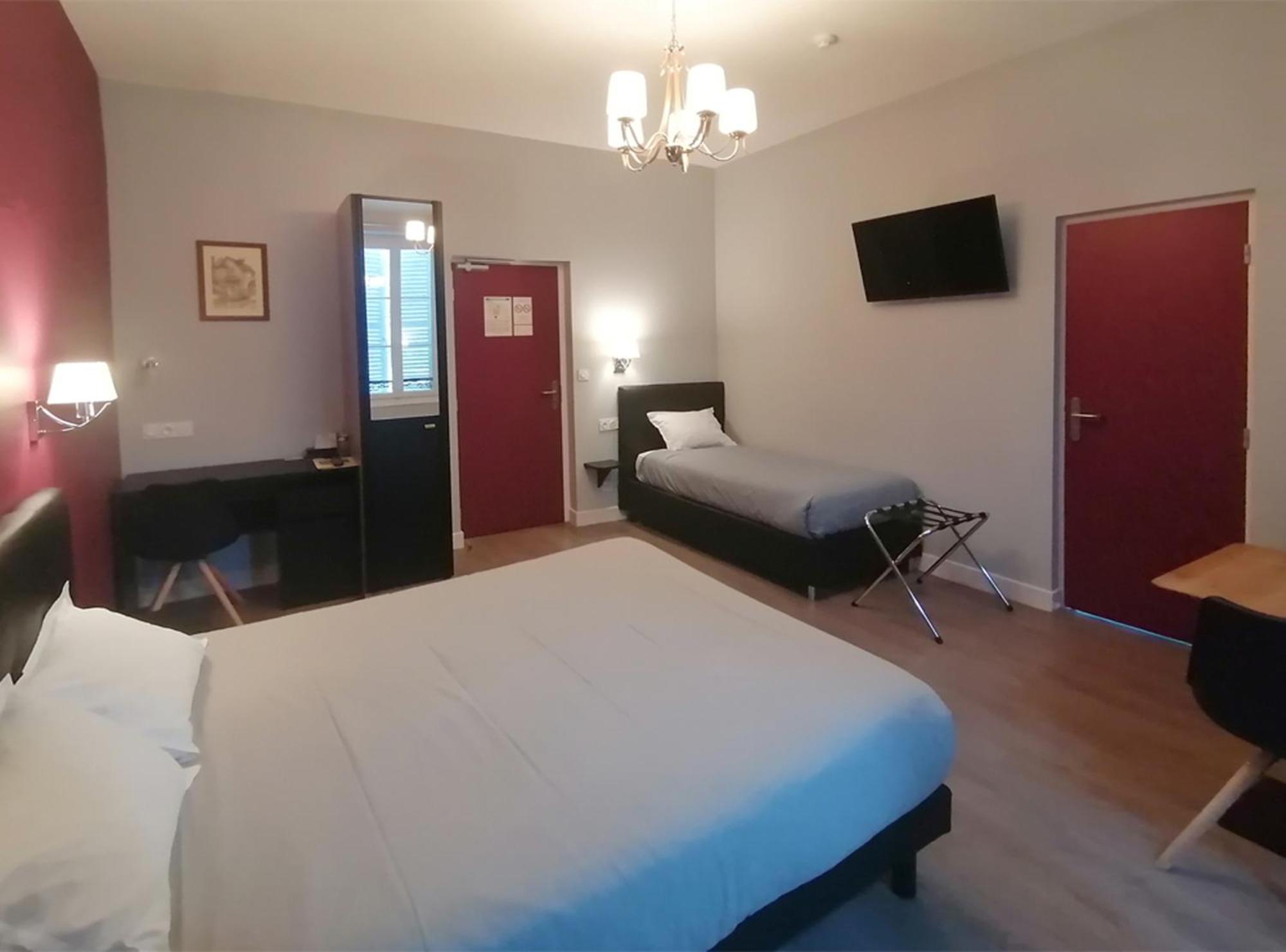 Mehun-sur-Yevre Hotel Le Dormeux מראה חיצוני תמונה
