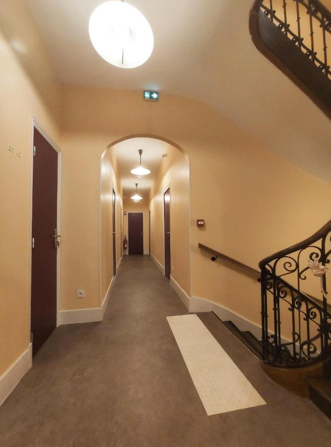 Mehun-sur-Yevre Hotel Le Dormeux מראה חיצוני תמונה